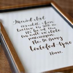 Quadros personalizados com caligrafia